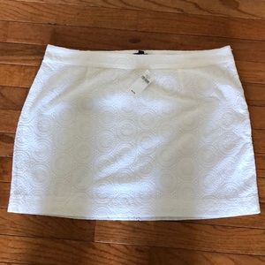 NWT Gap size 14 White mini skirt new. So cute